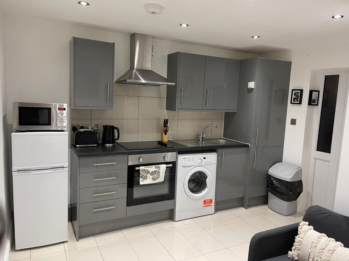 Modern 1 Bedroom Holiday Apartment In Southminster Zewnętrze zdjęcie