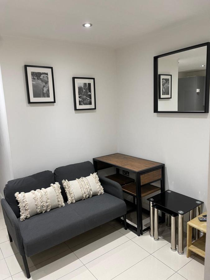 Modern 1 Bedroom Holiday Apartment In Southminster Zewnętrze zdjęcie